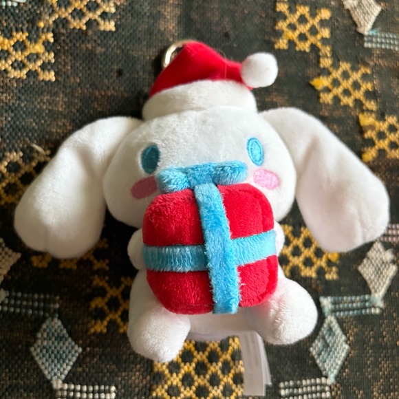 NWOT Cinnamoroll X Tous Les Jours cake topper purse charm - Picture 8 of 8